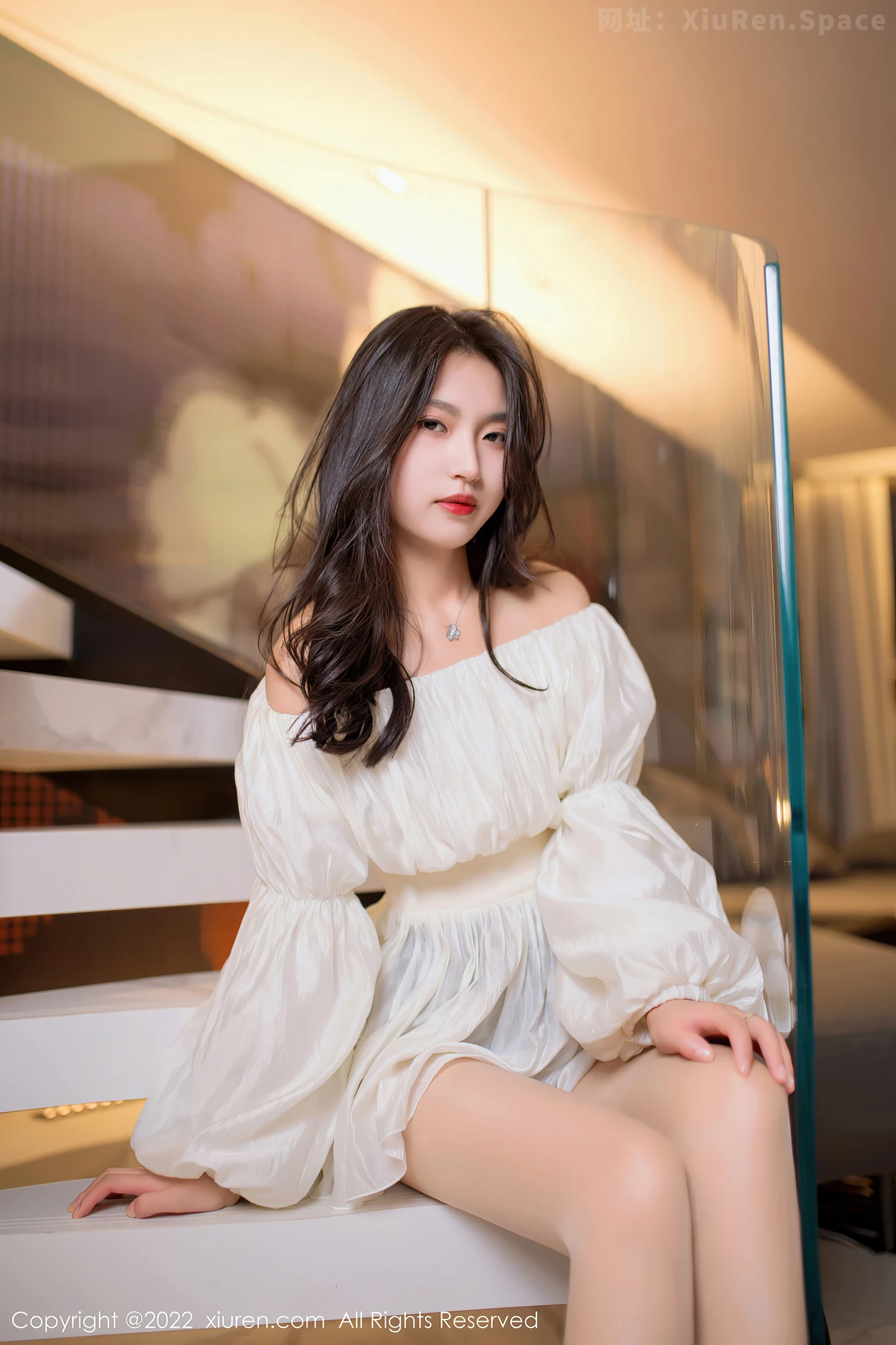 图片[3]-[XiuRen秀人网] VOL.5399 新人模特十九九私房多套性感服饰秀曼妙苗条身材迷人诱惑写真117P-秀人网官方网站